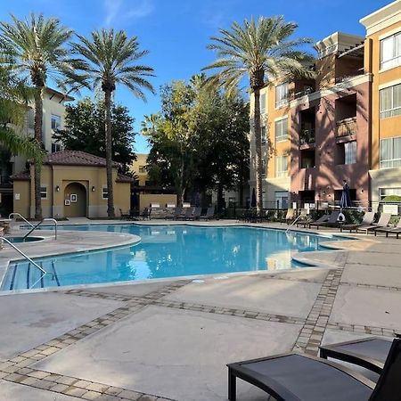 Luxury Modern Condo 3-Min From Six Flags W/Ps5, 1Gb Fast Wi-Fi Kingbed Santa Clarita Exterior foto