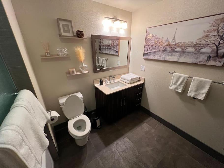 Luxury Modern Condo 3-Min From Six Flags W/Ps5, 1Gb Fast Wi-Fi Kingbed Santa Clarita Exterior foto
