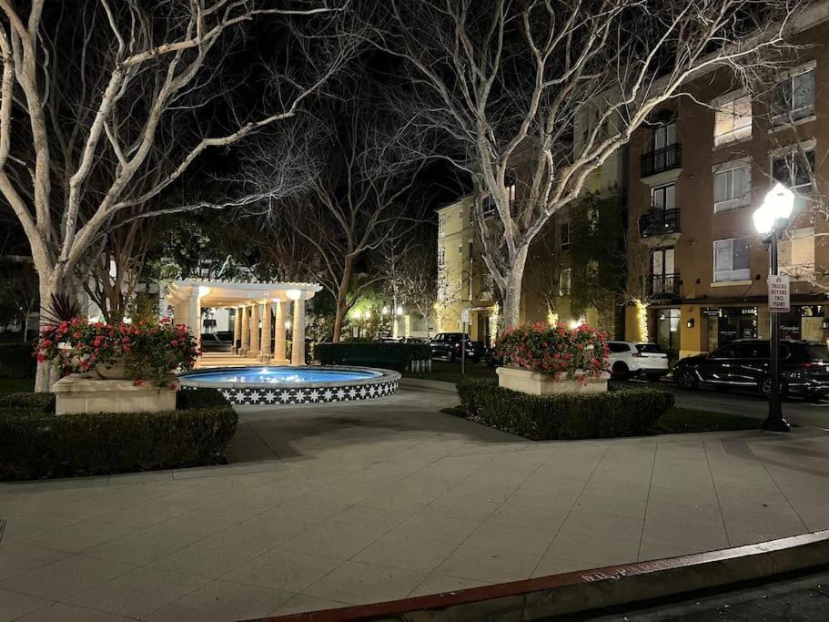 Luxury Modern Condo 3-Min From Six Flags W/Ps5, 1Gb Fast Wi-Fi Kingbed Santa Clarita Exterior foto