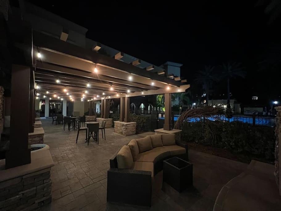 Luxury Modern Condo 3-Min From Six Flags W/Ps5, 1Gb Fast Wi-Fi Kingbed Santa Clarita Exterior foto